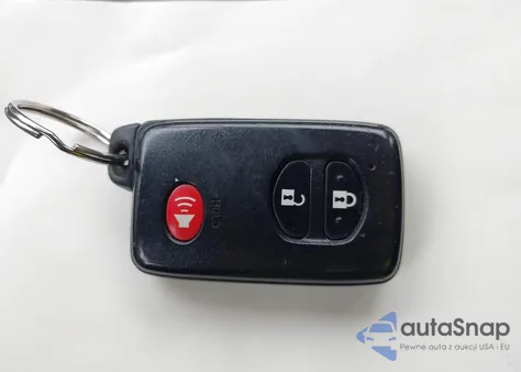 2016 Toyota Prius V Two from USA, damaged, VIN JTDZN3EU2GJ047962